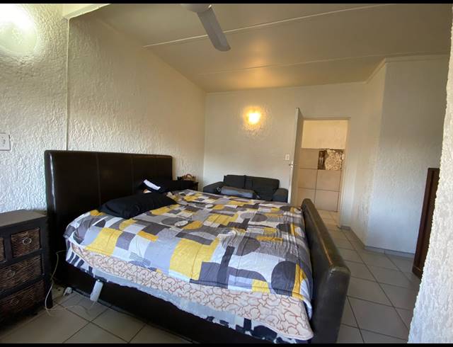 3 BEDROOM HOUSE FOR SALE IN VANDERBIJLPARK CW 4